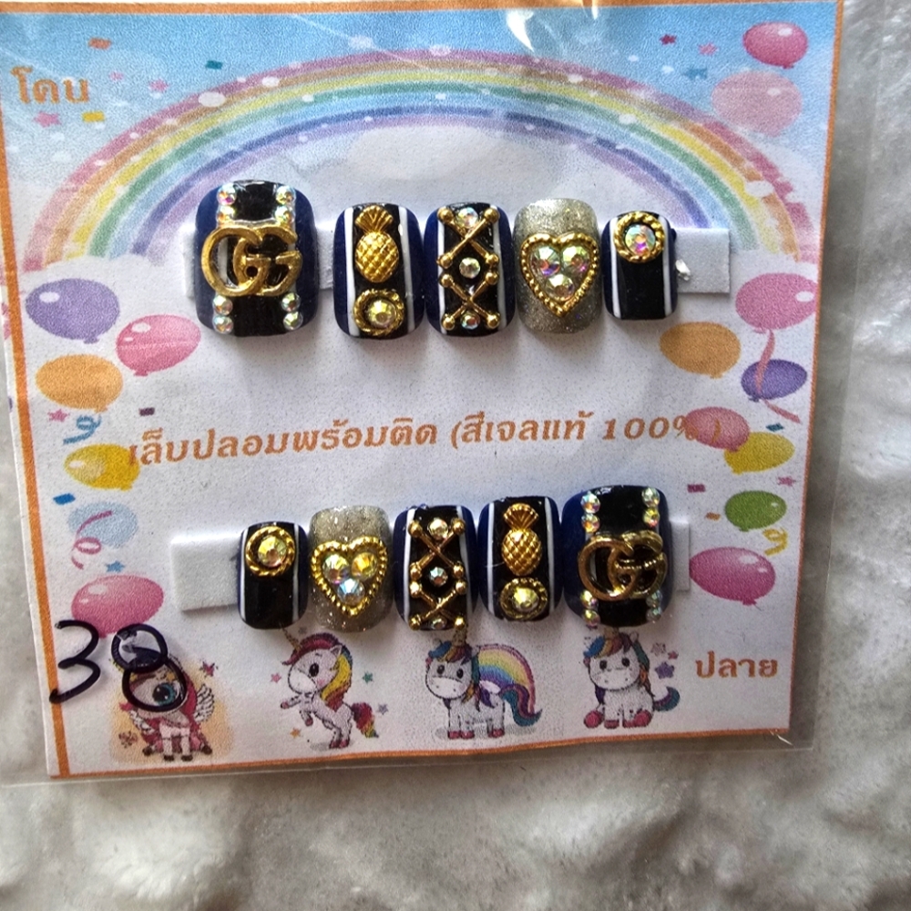 Gold and Black Short Press On Nails
